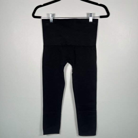 NWT SPANX Very Black Cropped Lamn Legging Made in Colombia 🇨🇴 20099P Size 1X - Picture 4 of 10